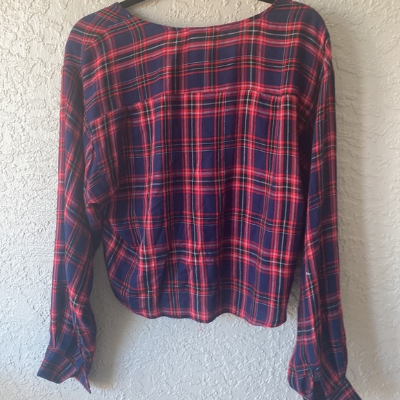 Plaid Crop Long Sleeve Top - Picture 5 of 5